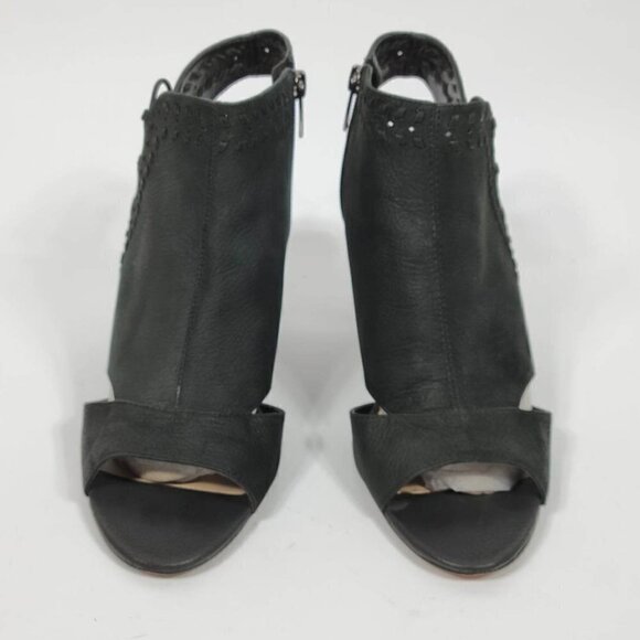 Vince Camuto  Black Leather Sandals  #136  Size 11M/43 - Picture 4 of 12